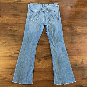 MOTHER The Weekender Mid-Rise Flare Jeans Size 32